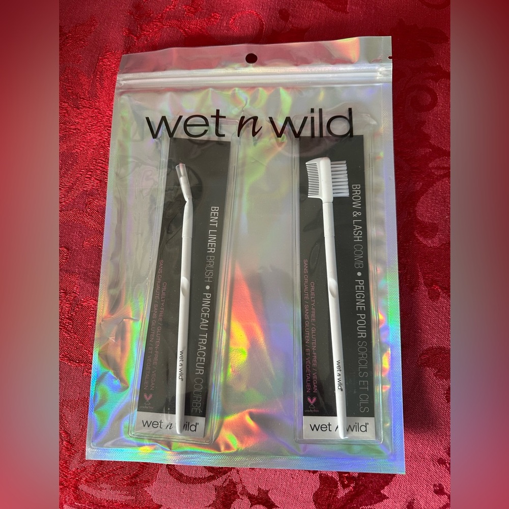 ☀️ 3/$10 Wet n Wild Precision Duo Kit Bent Liner and Brow Brush (see description